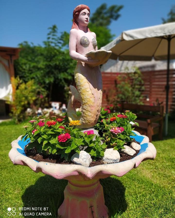 Niriides Rooms Nea Kallikrateia Esterno foto