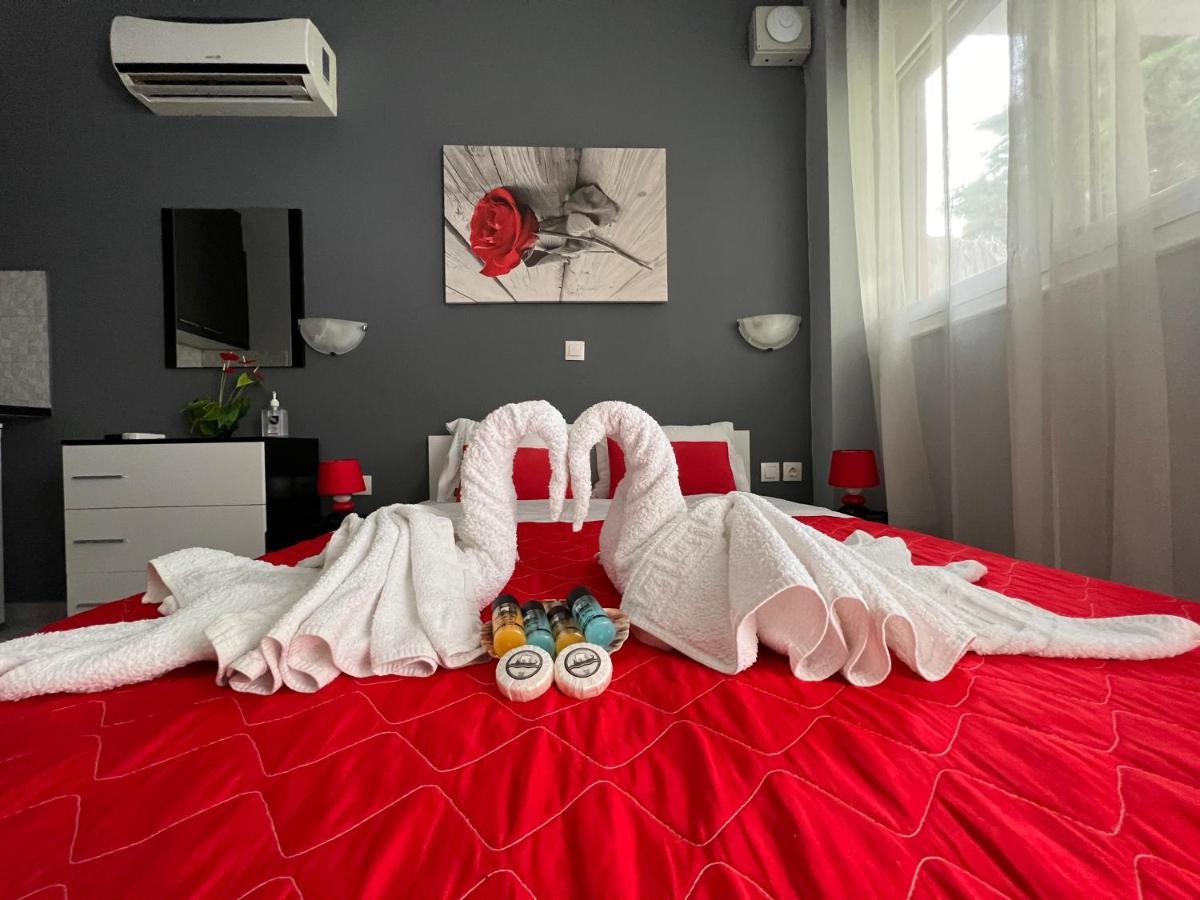 Niriides Rooms Nea Kallikrateia Esterno foto