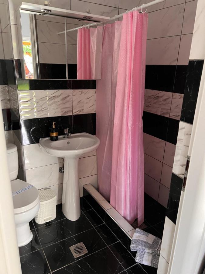 Niriides Rooms Nea Kallikrateia Esterno foto