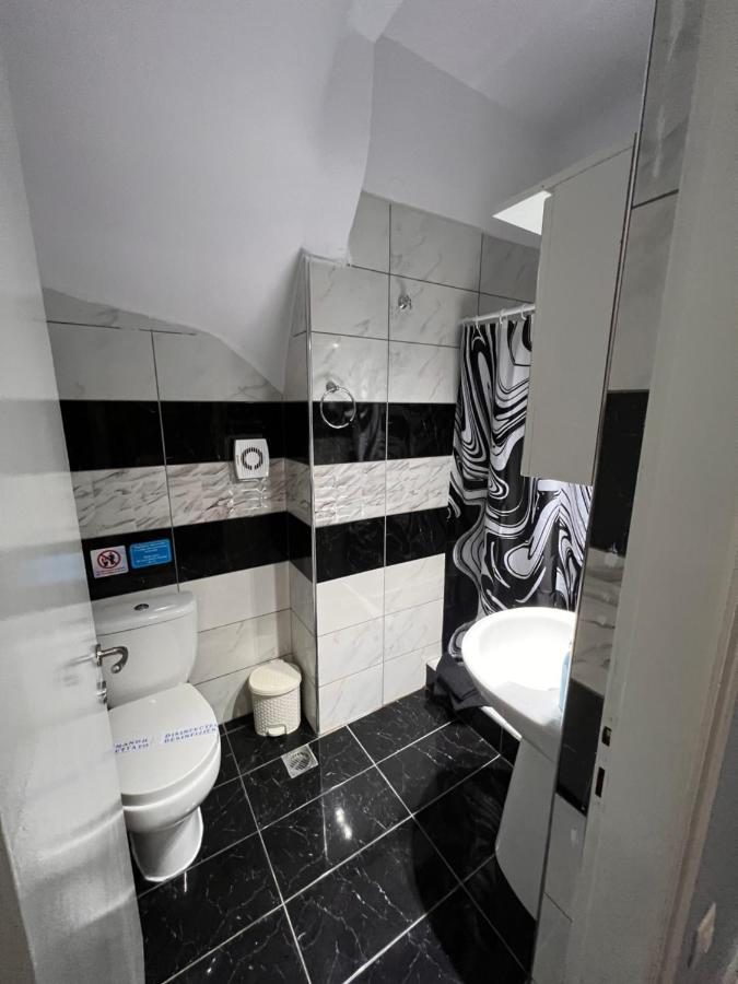 Niriides Rooms Nea Kallikrateia Esterno foto