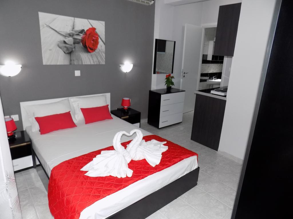 Niriides Rooms Nea Kallikrateia Esterno foto
